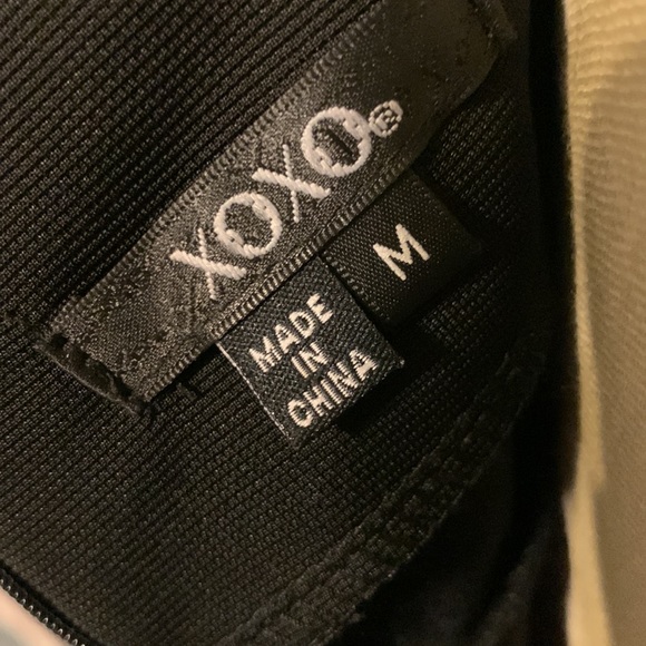 Women Black mini, figure flattering dress size M - Picture 8 of 8